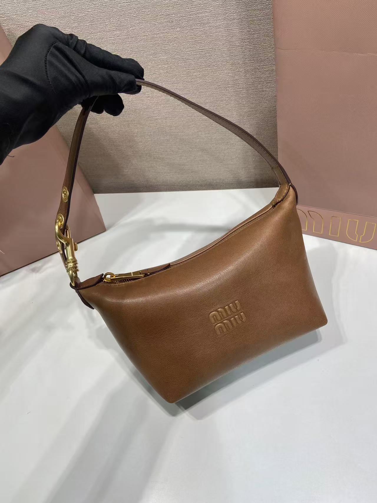 Miumiu 2026 Shoulder Bag 18.5cm Brown Nappa Leather