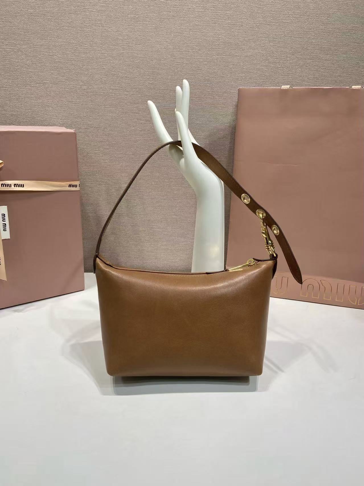 Miumiu 2026 Shoulder Bag 18.5cm Brown Nappa Leather