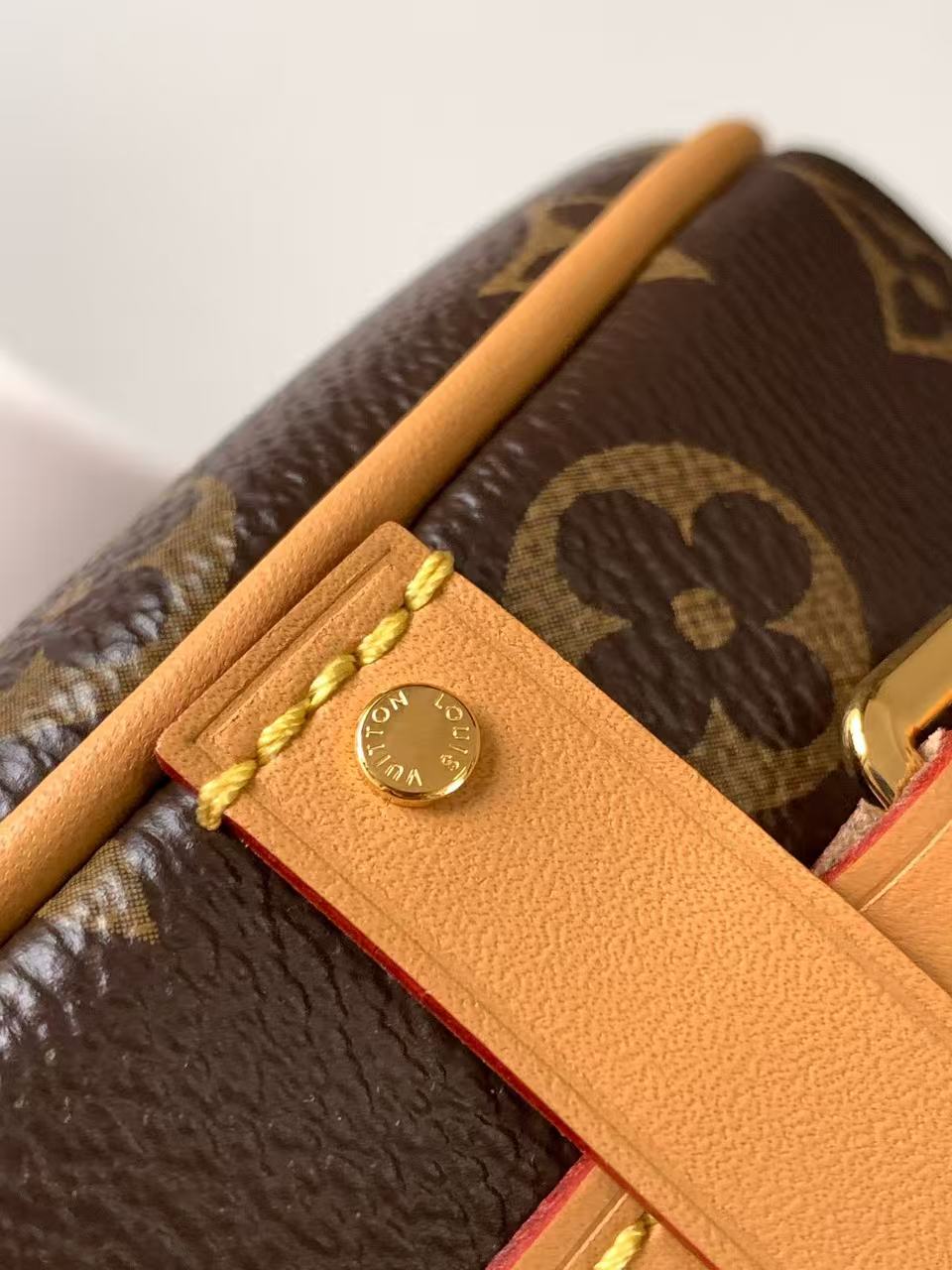 Louis Vuitton 2026 Boite Chapeau Bag 18cm Brown Canvas Cowhide