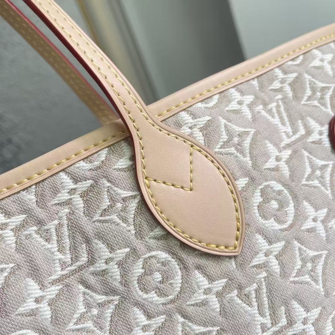 Louis Vuitton 2026 Neverfull MM Bag 31cm Beige White Canvas Leather