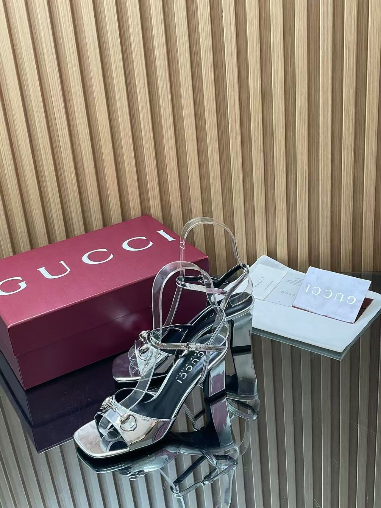 Gucci 2026 Signora Sandal 70mm Silver Leather