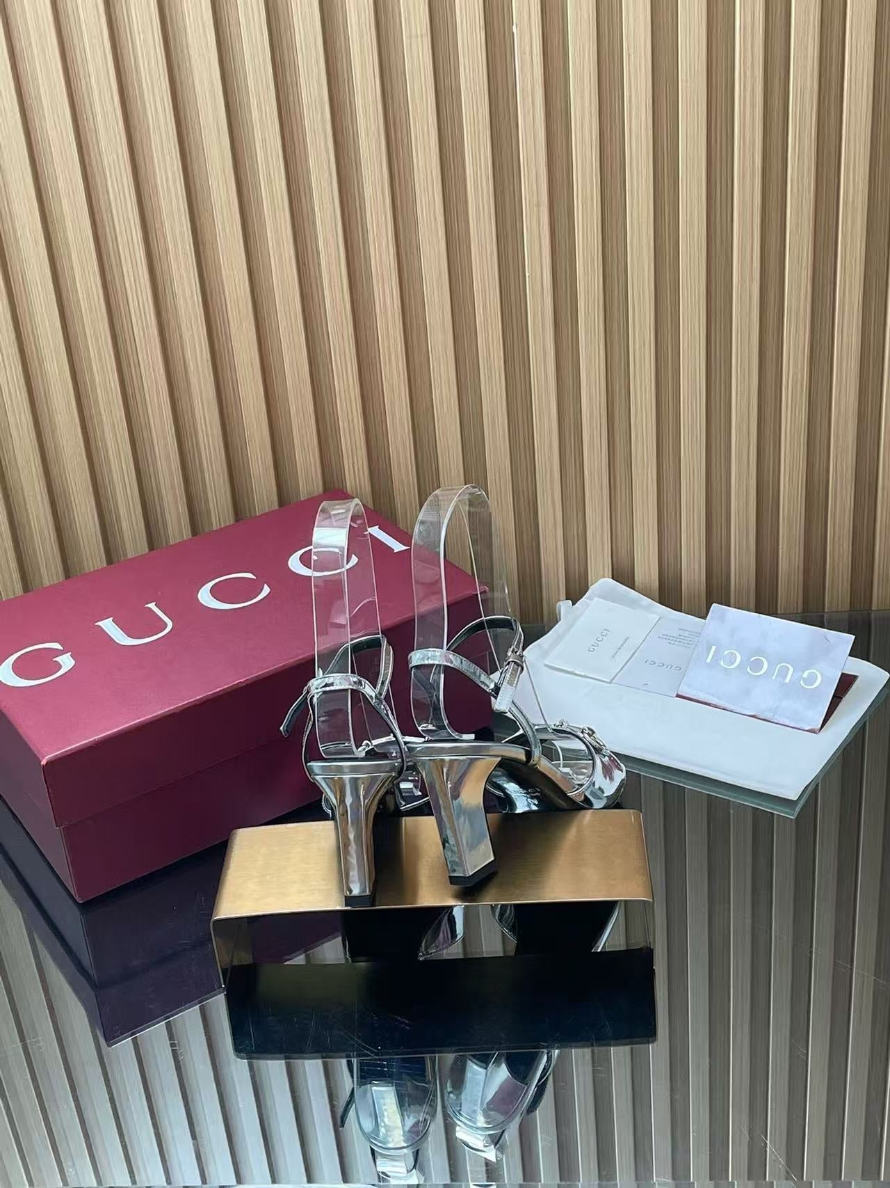 Gucci 2026 Signora Sandal 70mm Silver Leather