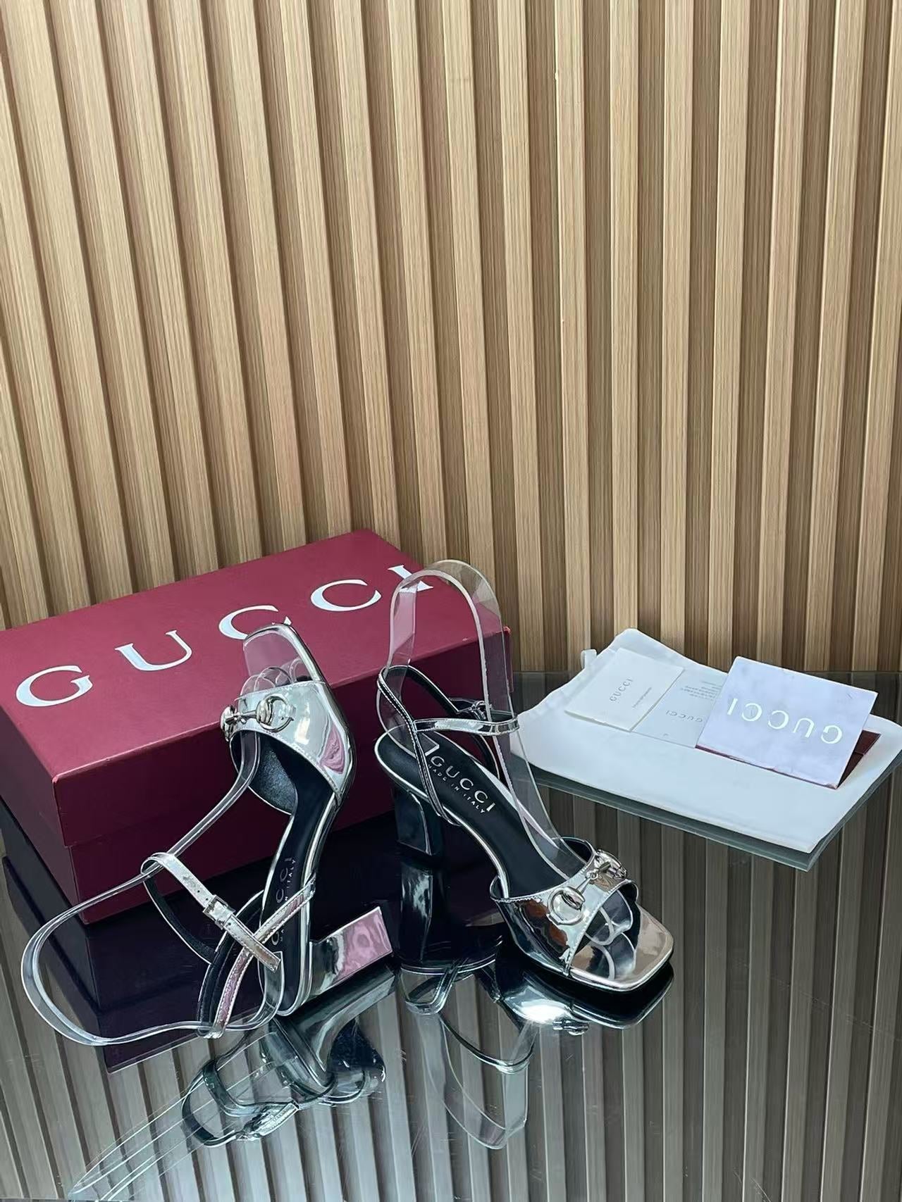 Gucci 2026 Signora Sandal 70mm Silver Leather