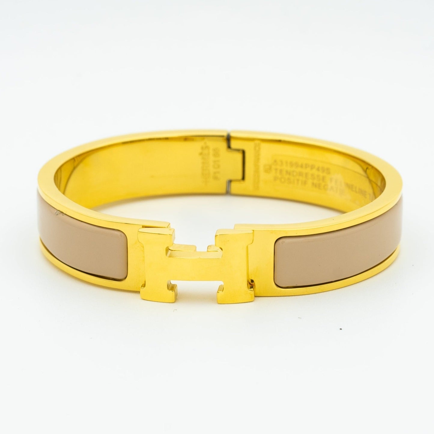 H ELEGANT BEIGE BRACELET