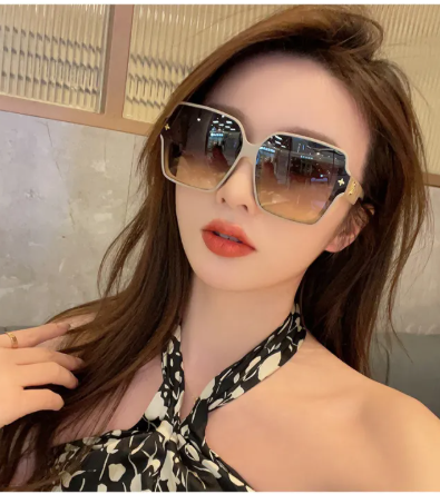 SQUARE SUNGLASS 581370 IN BLACK ACETATE