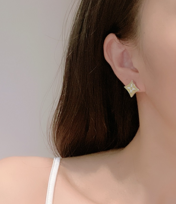 MONOGRAM STAR STUD SILVER EARRINGS