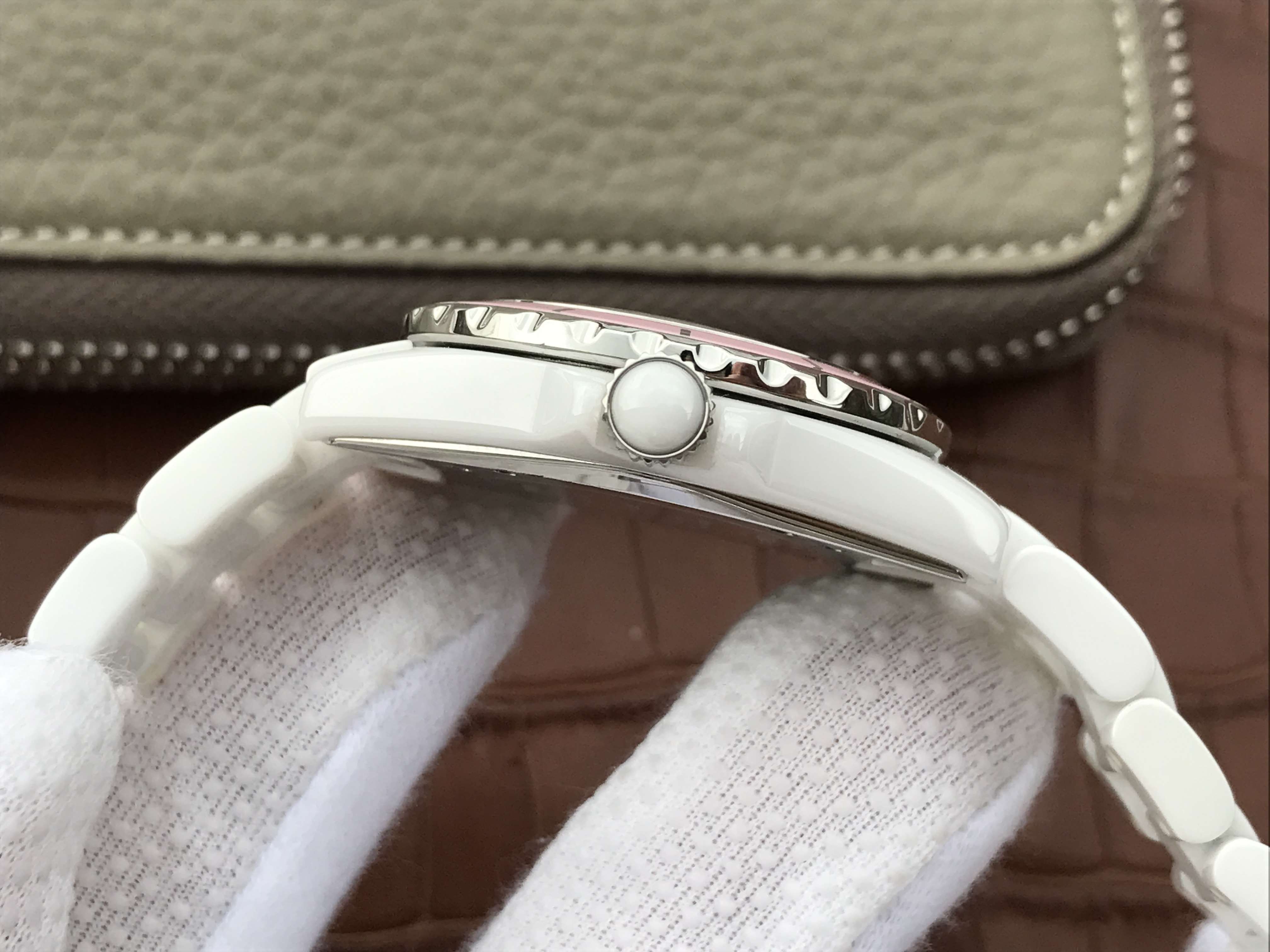 J12 PINK BEZEL ARABIC NUMERALS 33MM