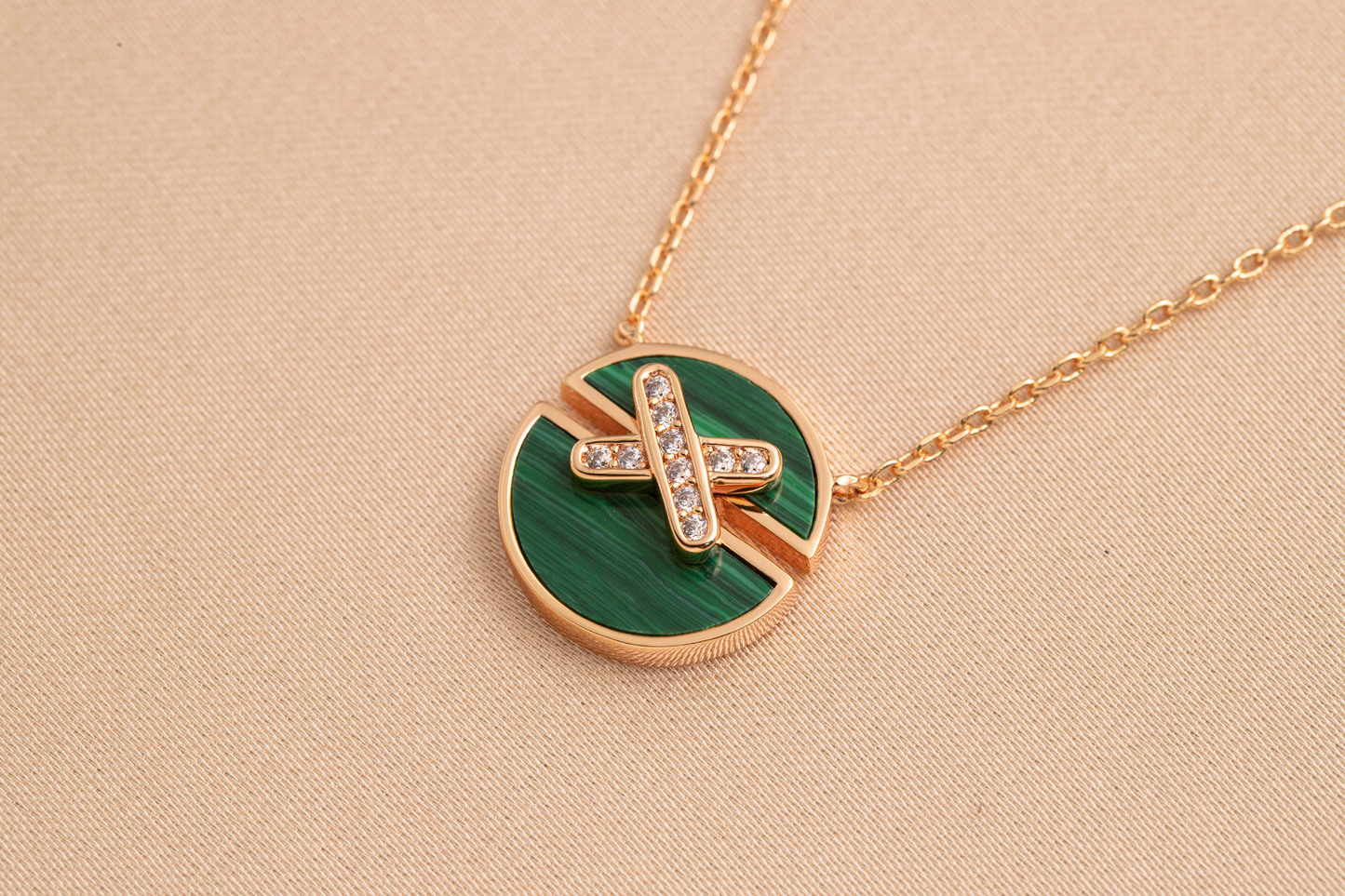 JEUX DE GOLD DIAMOND NECKLACE
