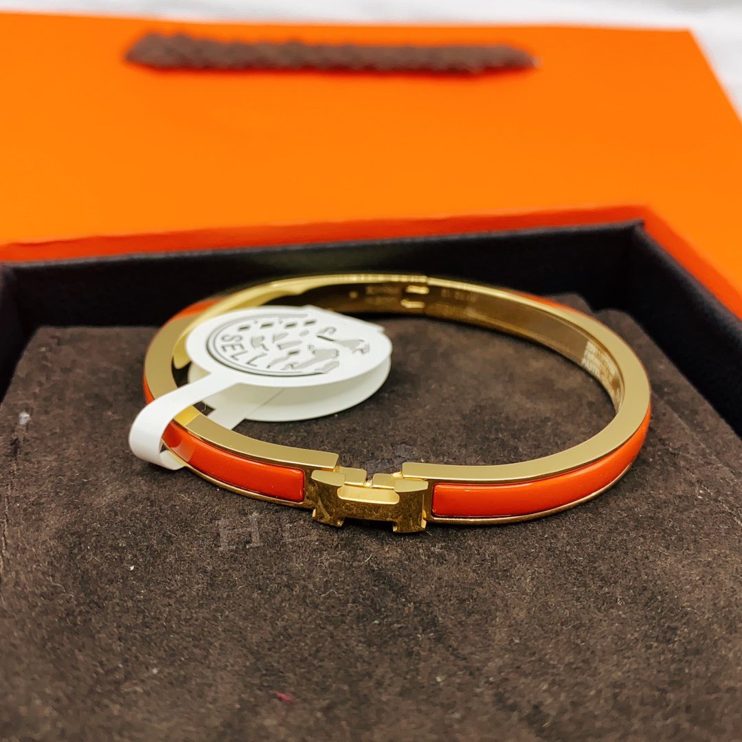 CLASSIC HM CLIC ORANGE 8MM ENAMEL BRACELET