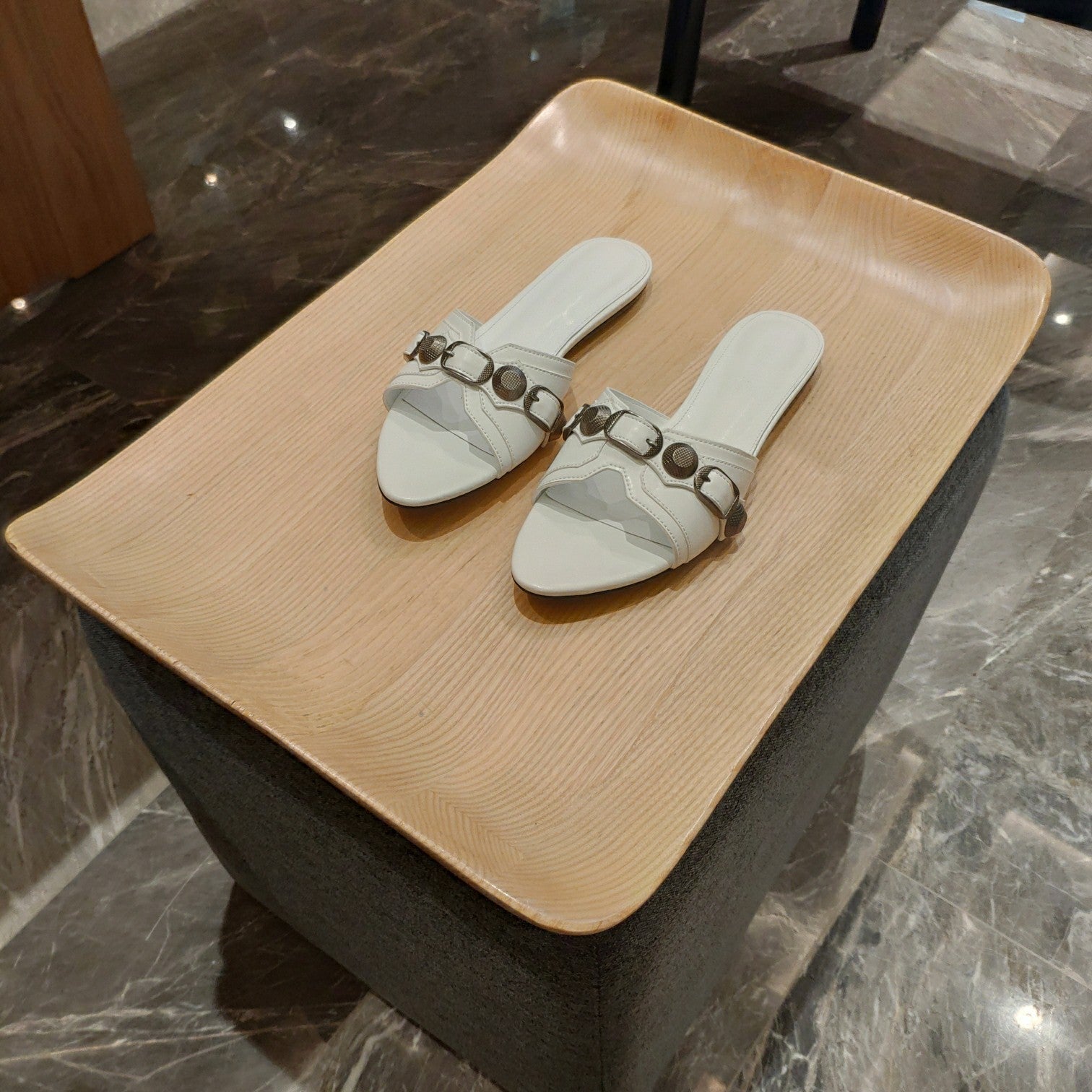 Balenciaga 26s Buckle Flats Sandals Cowhide