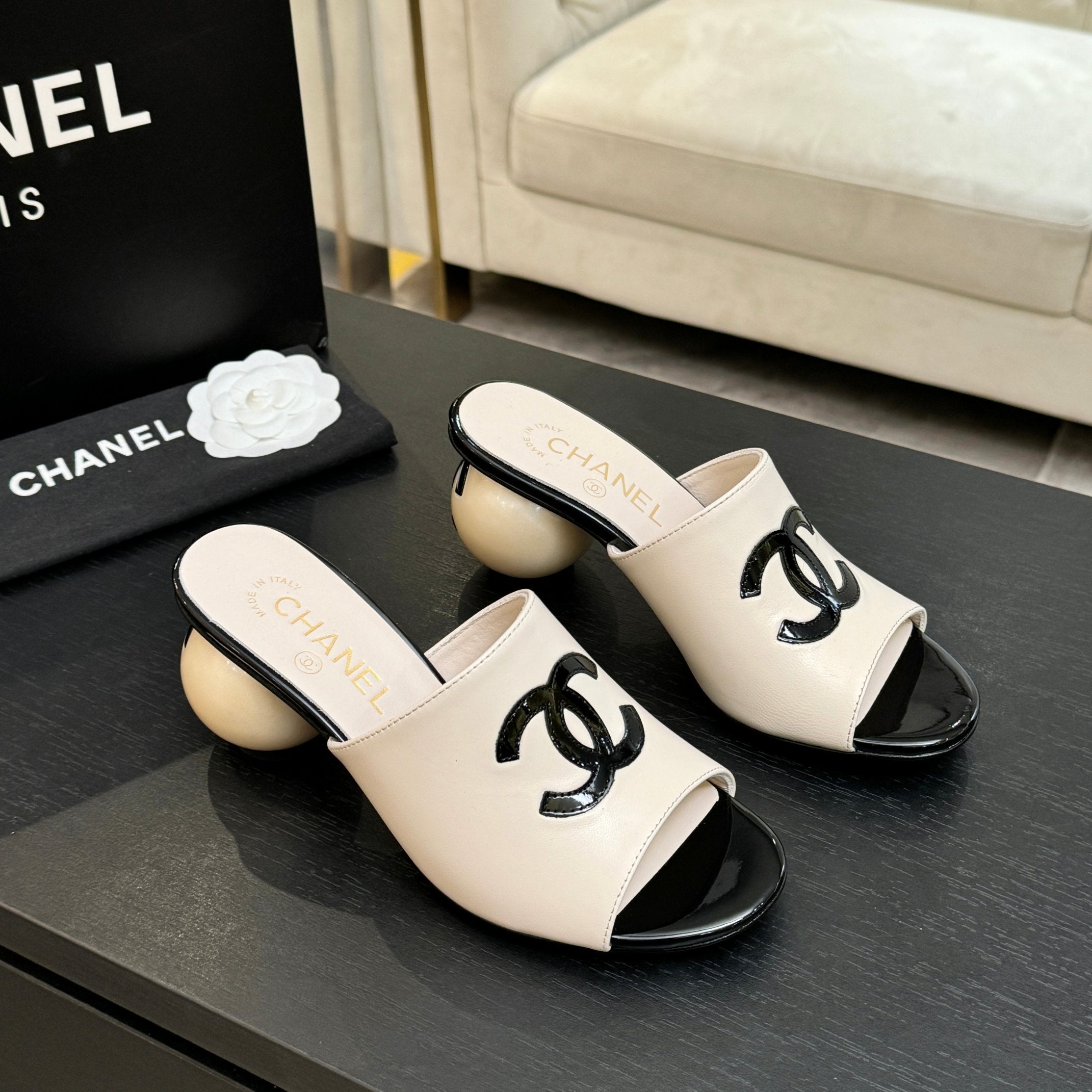 Chanel 2026 Double C Giant Pearl Heel Sandal 7cm Sheepskin 672911