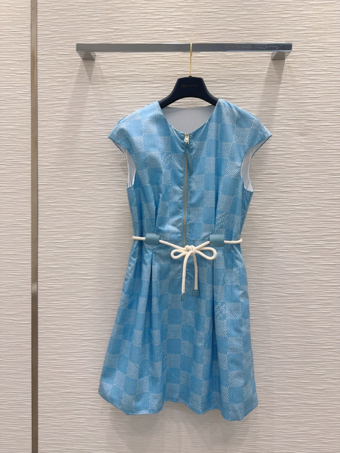 LV 25 Pleated Trendy Square Vest Dress White Blue Poliester