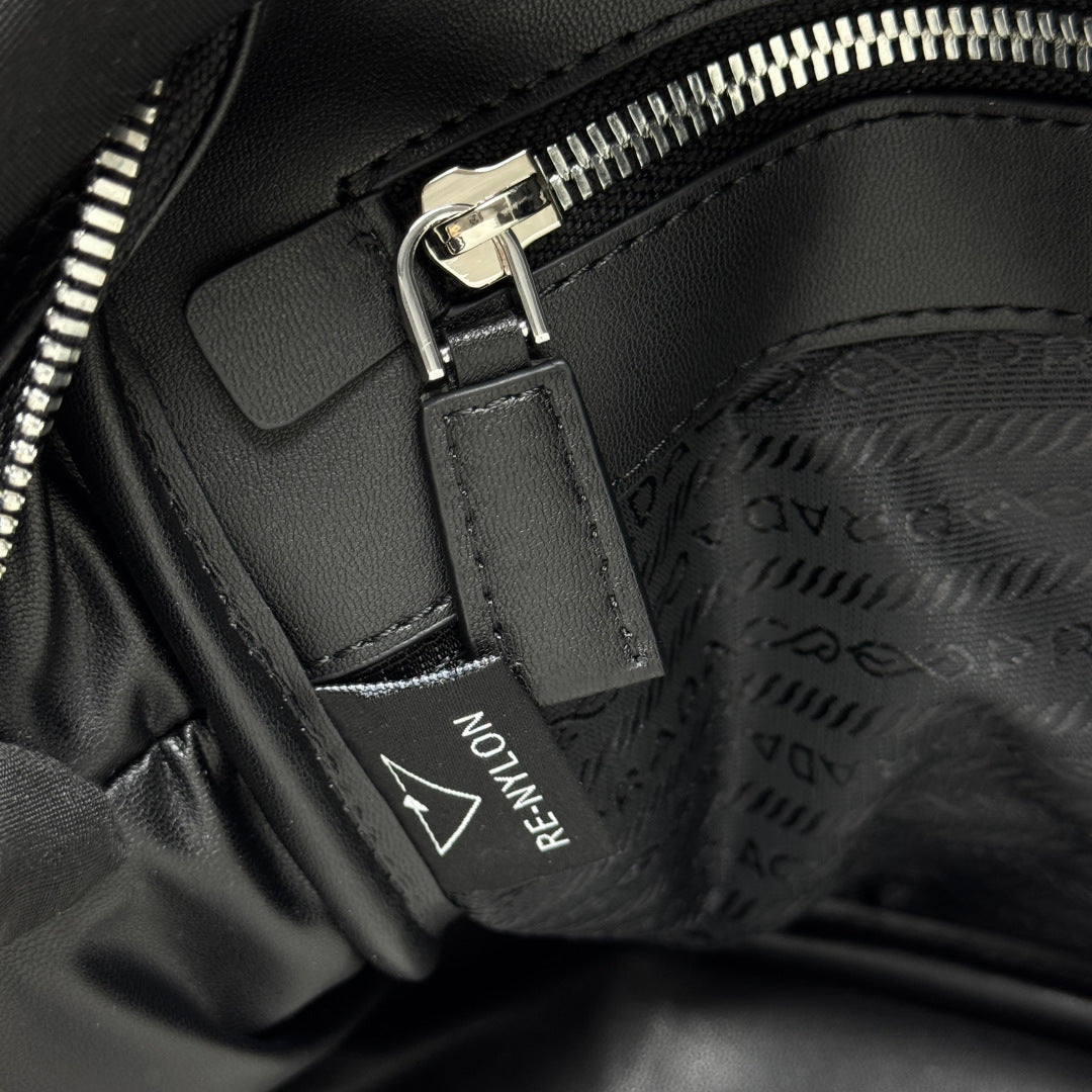 Prada 2026 Shoulder Bag 25cm Black Brown Grained Leather
