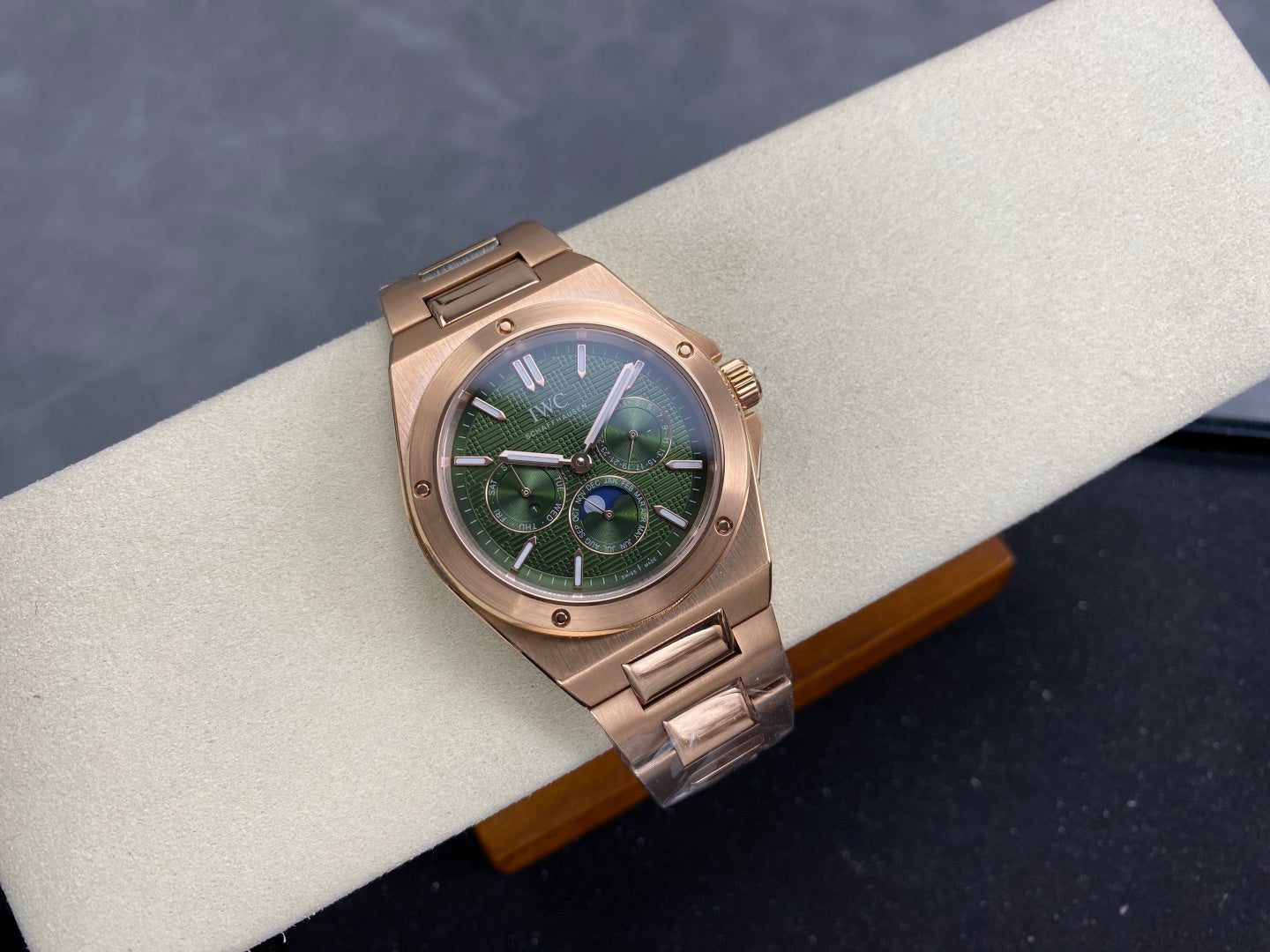IWC Ingenieur Perpetual Calendar 41 Pink Gold Case