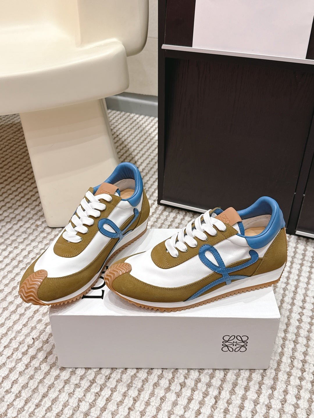 Loewe Flow Runner Sneaker