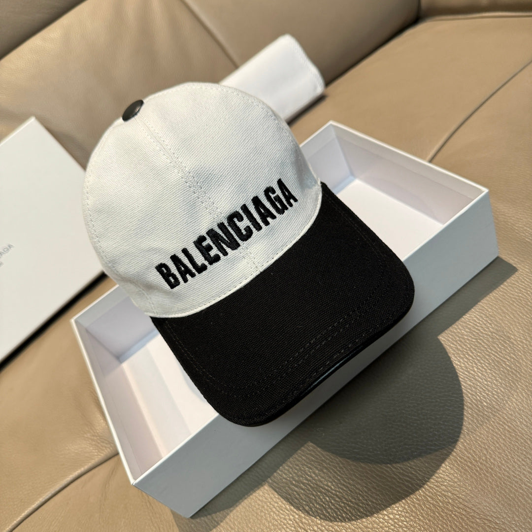 Balenciaga Baseball Cap Black White Cotton 323703