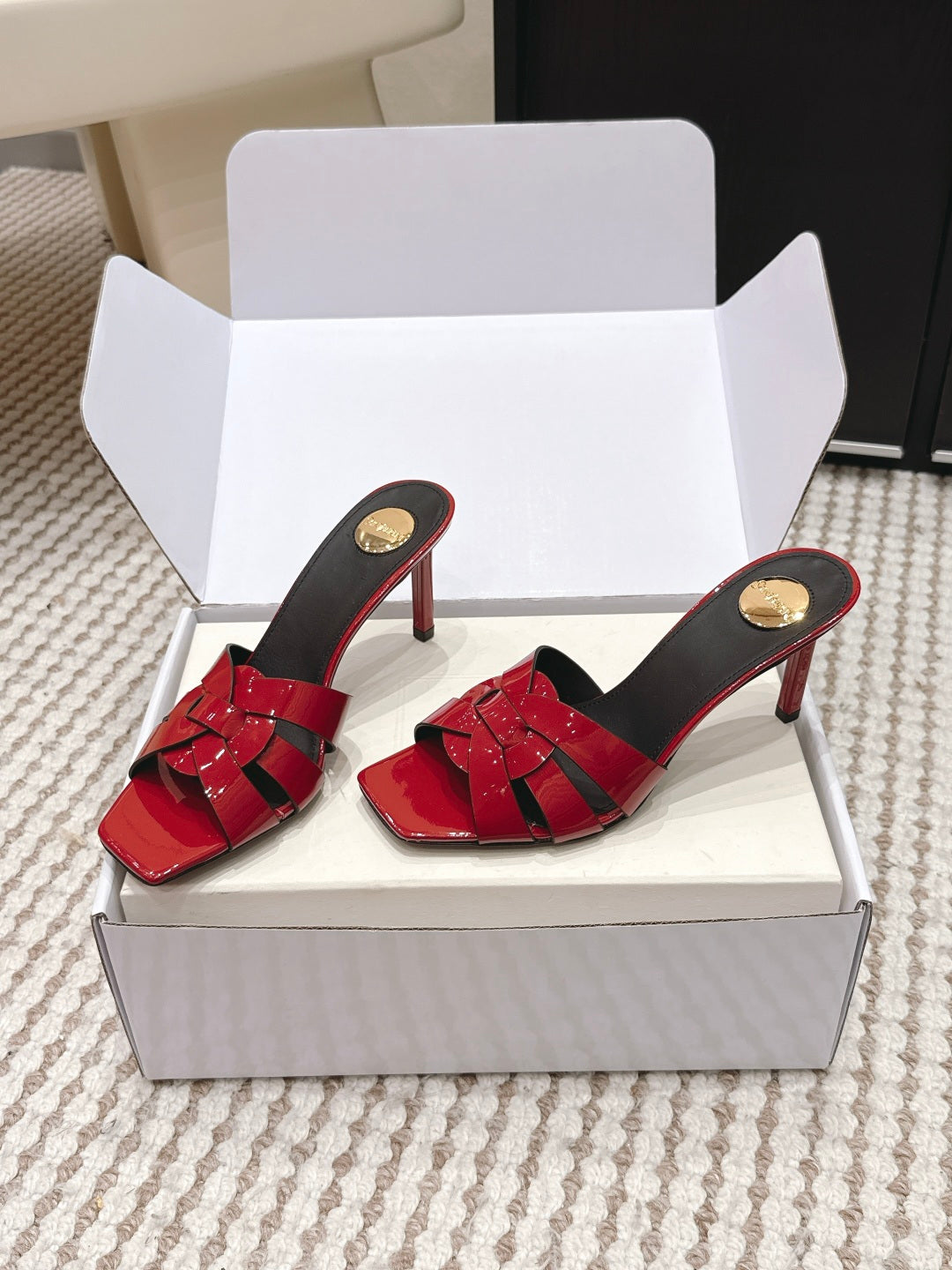 YSL 26ss High-Heeled Slippers 75  Patent Leather