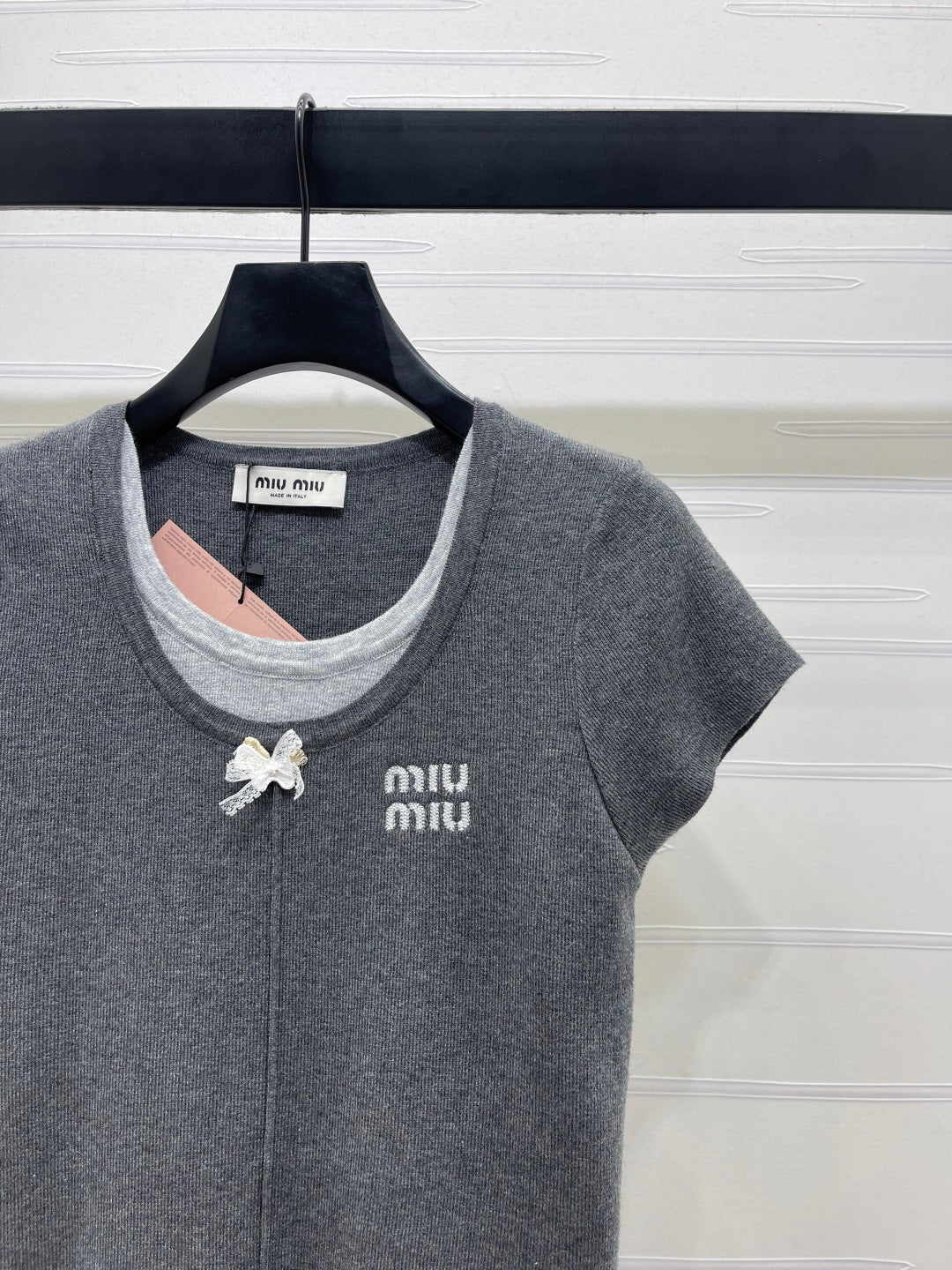 Miumiu 2026 Faux Two-piece Round Neck Knit Short-sleeved Top Wool 344359