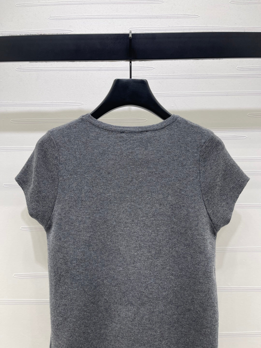 Miumiu 2026 Faux Two-piece Round Neck Knit Short-sleeved Top Wool 344359