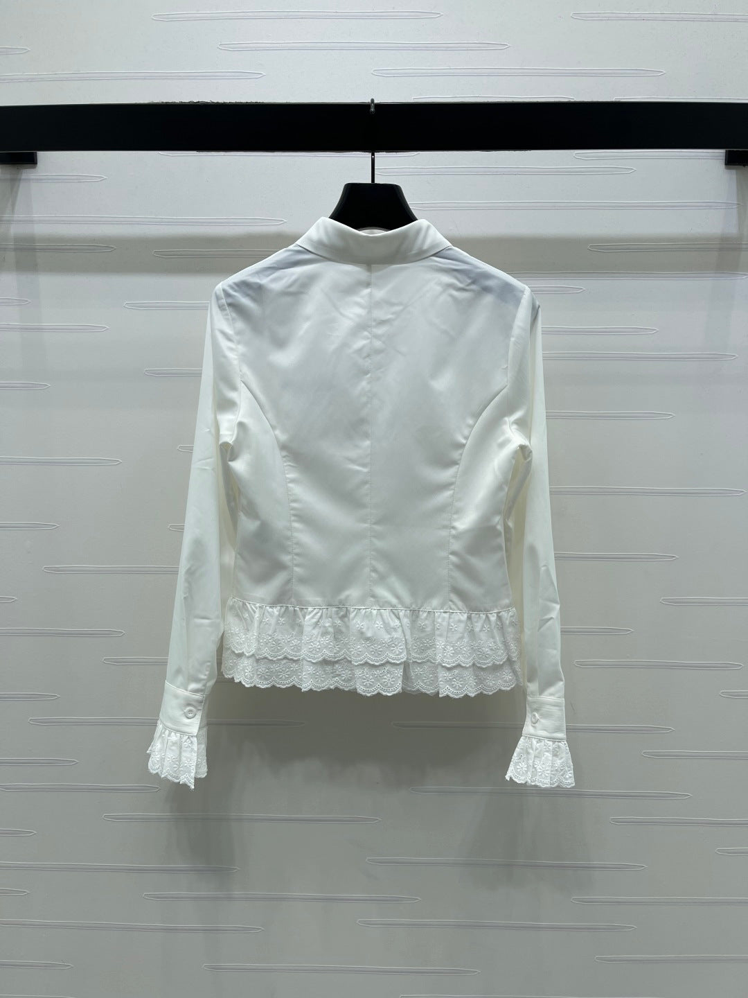 Miumiu 2026 Lace Embroidered Long-Sleeve Shirt Black and White Polyester 356380