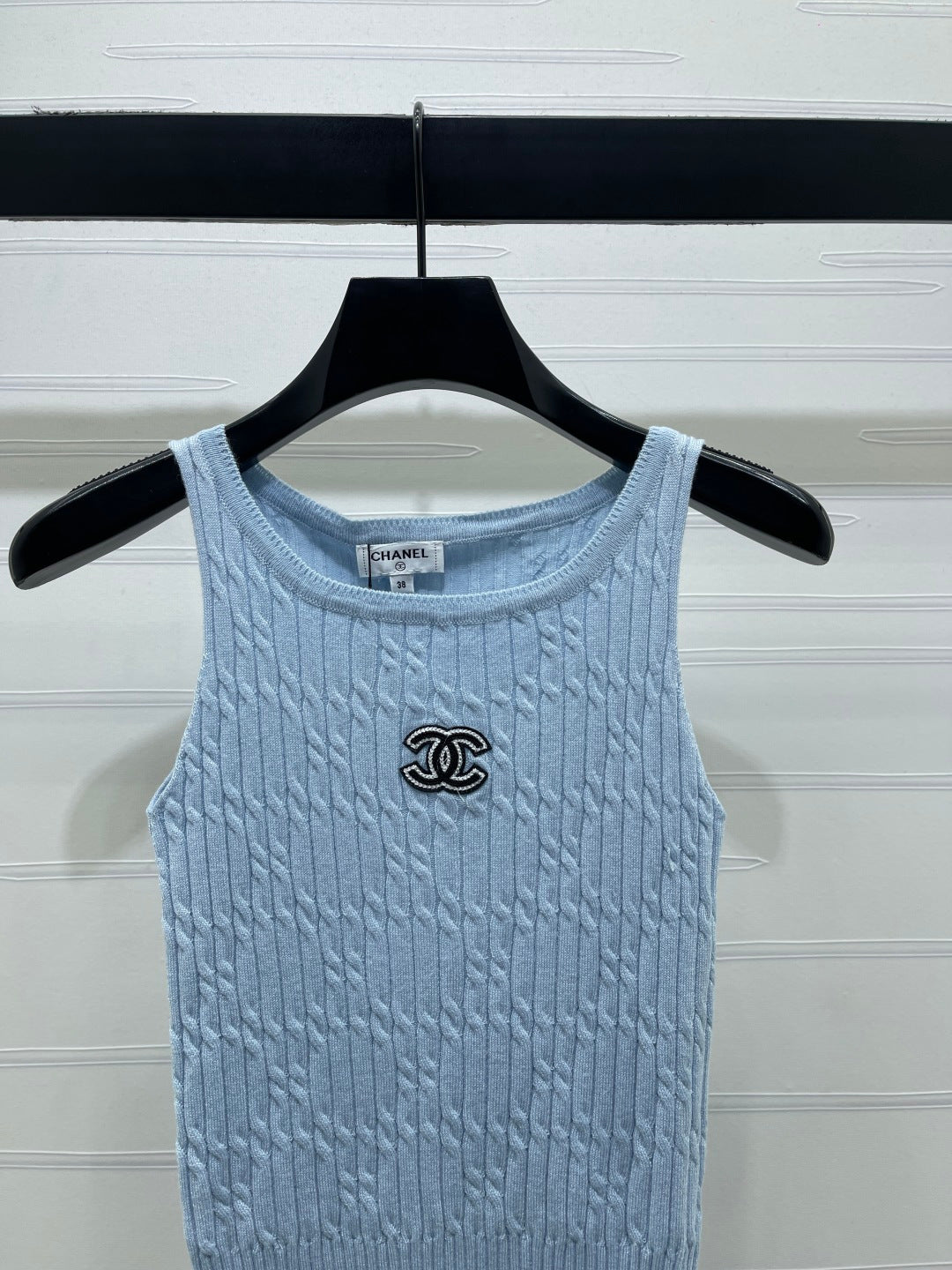 Chanel 2026 Cable Knit Crew Neck Camisole Wool Cashmere 355308