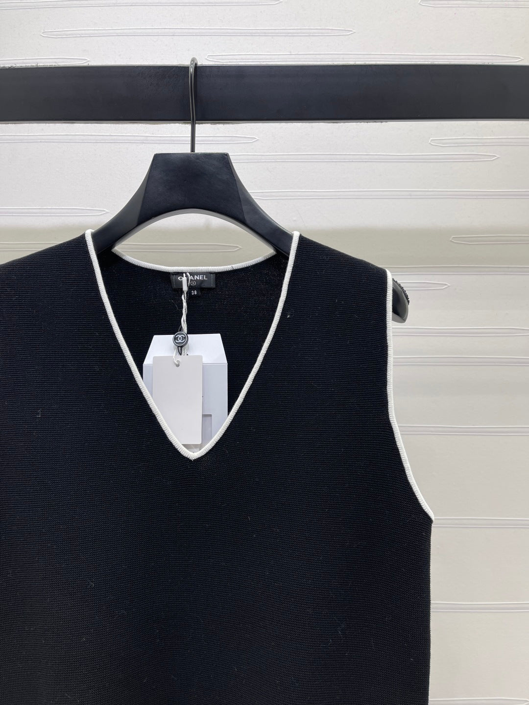 Chanel 2026Knitted V-neck Vest Black White Cotton 356406