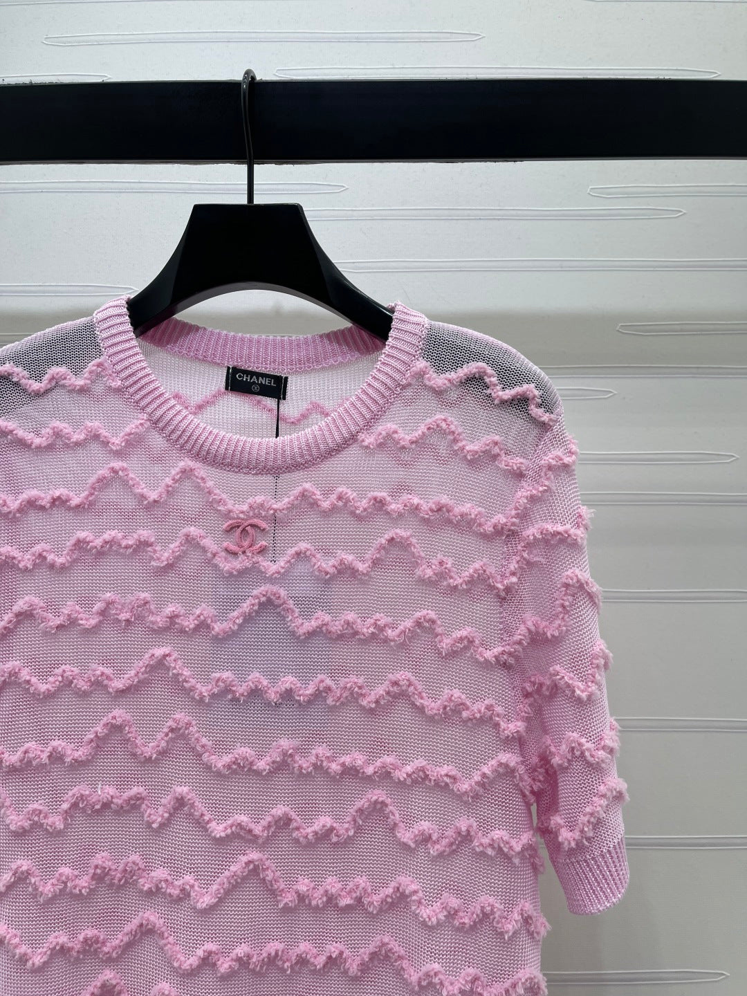 Chanel 2026 Short-sleeved Top Black White Pink Tencel 356435
