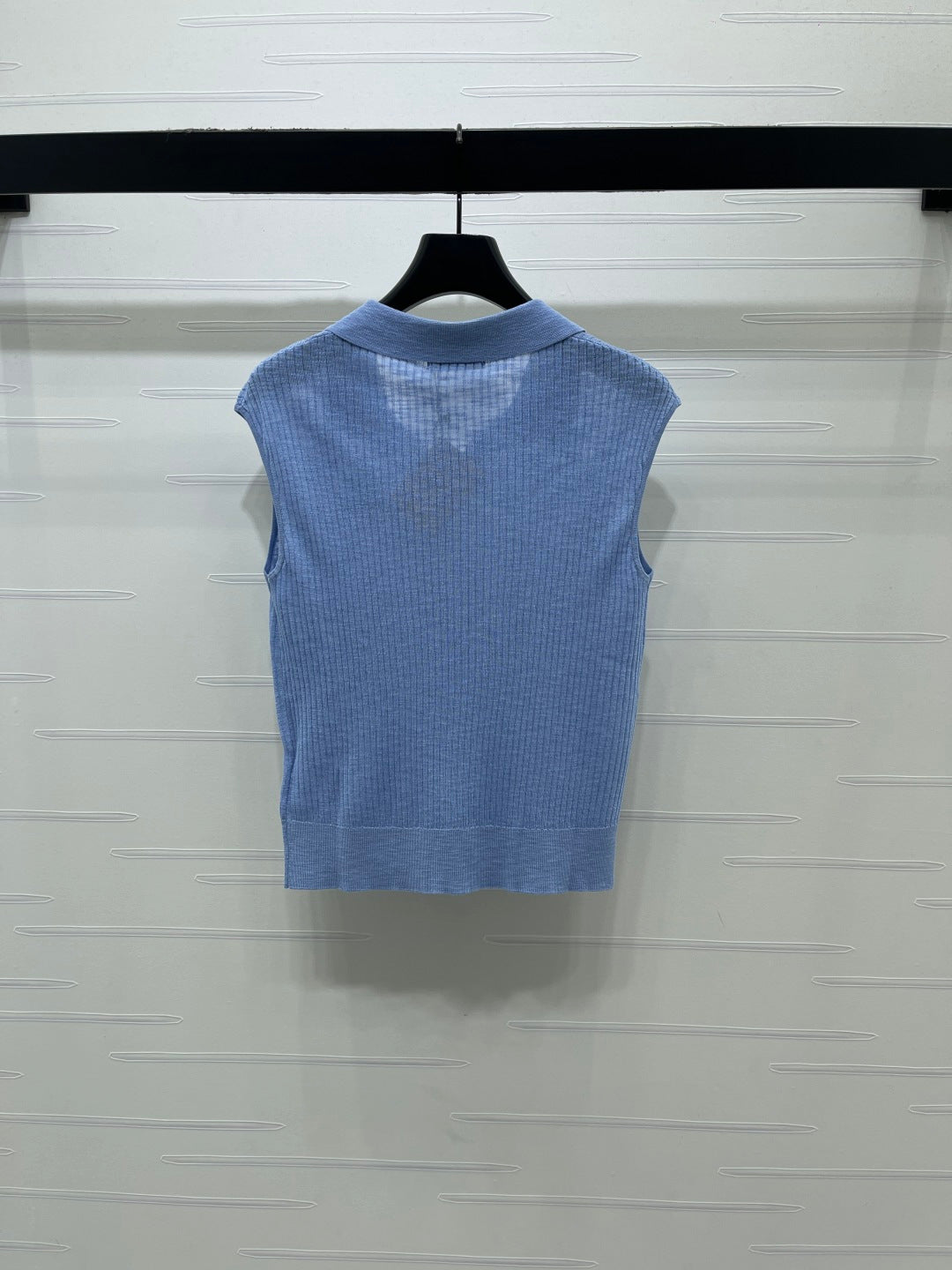 Miumiu 2026 Sleeveless Shirt White Gray Blue Pink Wool