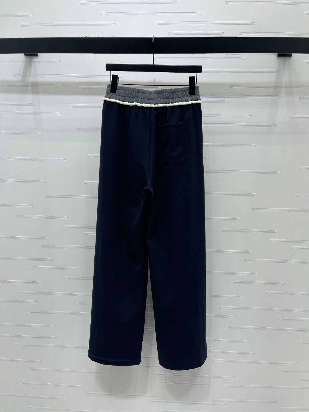 Chanel 2026 Wide-leg Sweatpant Cream and Navy Blue Tencel Cotton