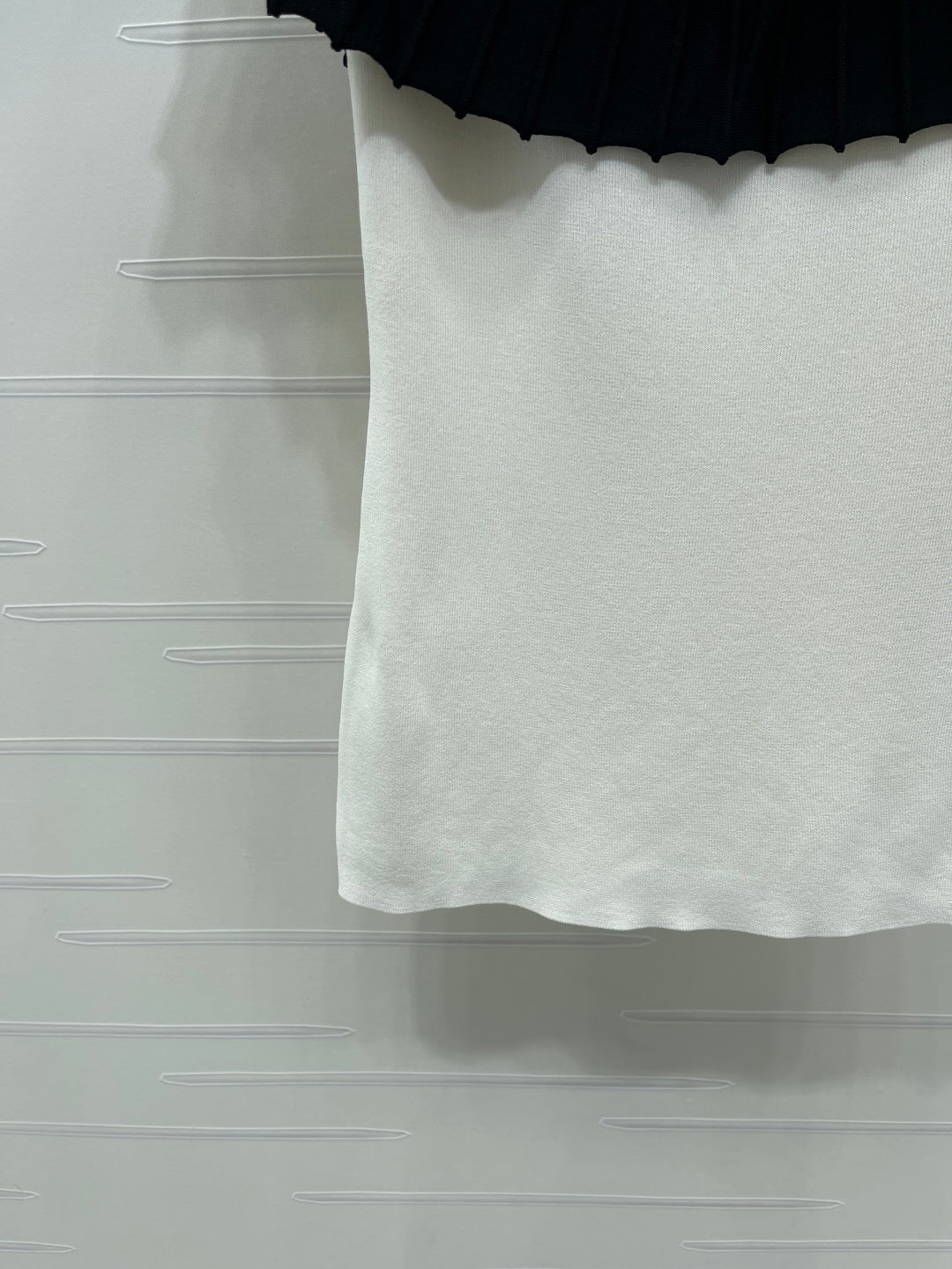 Chanel 2026  Pleated Collar Top Black and White Polyester Viscose