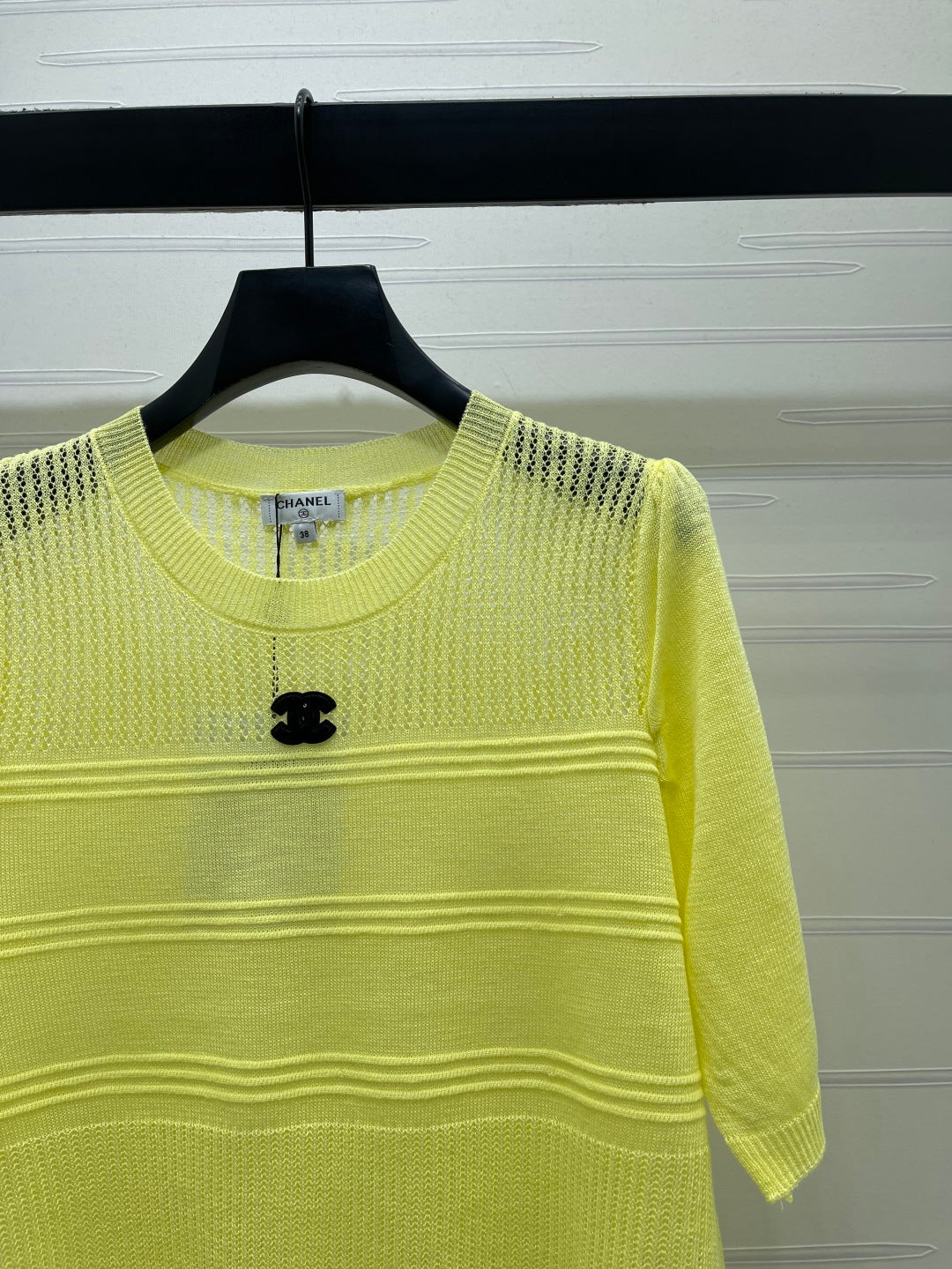 Chanel  2026 Hollow Short-sleeved Shirt Yellow and White Cotton