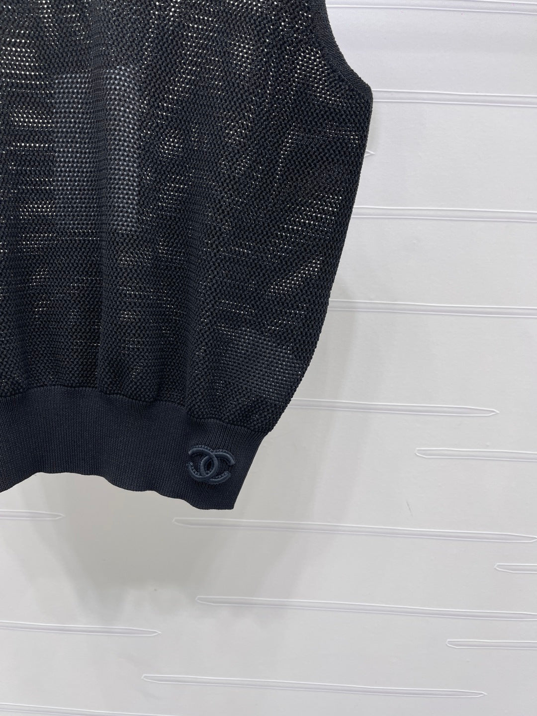 Chanel 2026 Vest Black and White Silk Polyester 136355