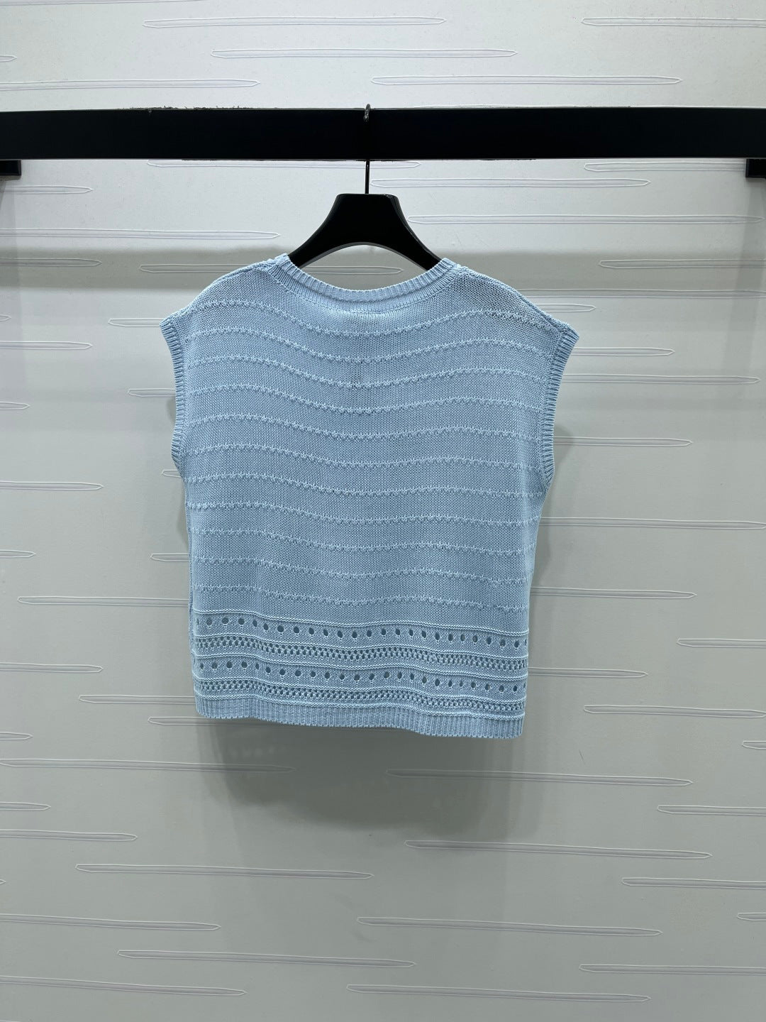 Chanel 2026 Hollow-out Knit Sleeveless Vest Blue and White Cotton 359840