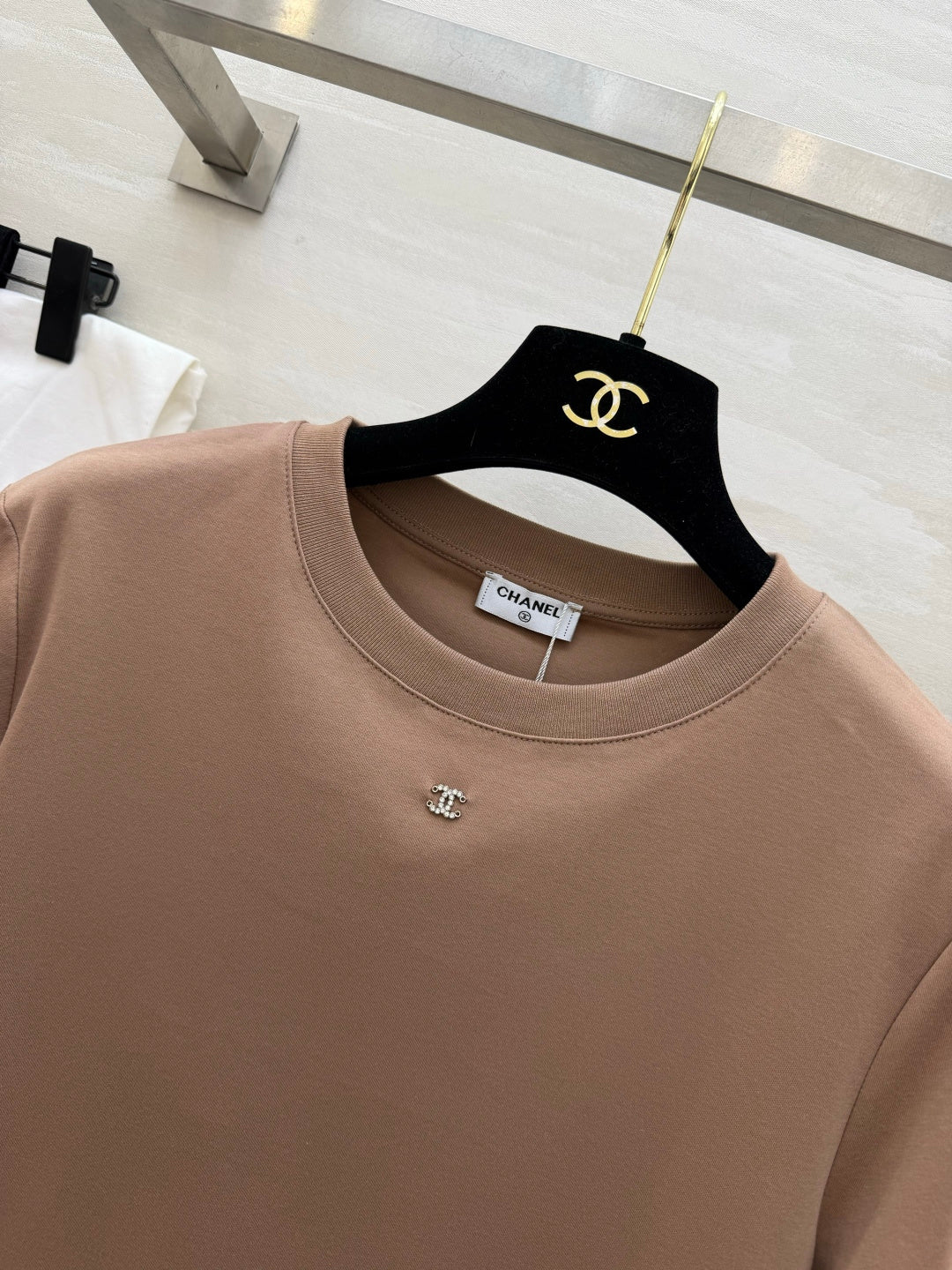 Chanel 2026 Double C Beaded T-Shirt Cotton 264927