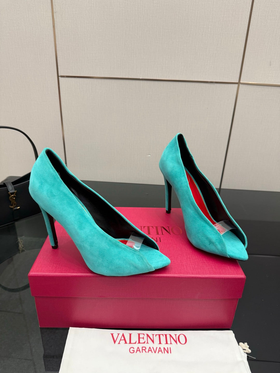 VT 26s High Heel Sandals 110 Suede Leather 725470