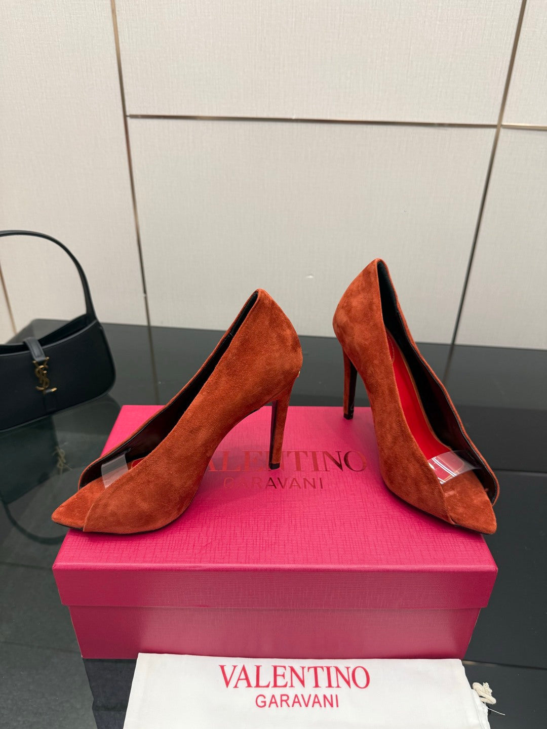 VT 26s High Heel Sandals 110 Suede Leather 725470