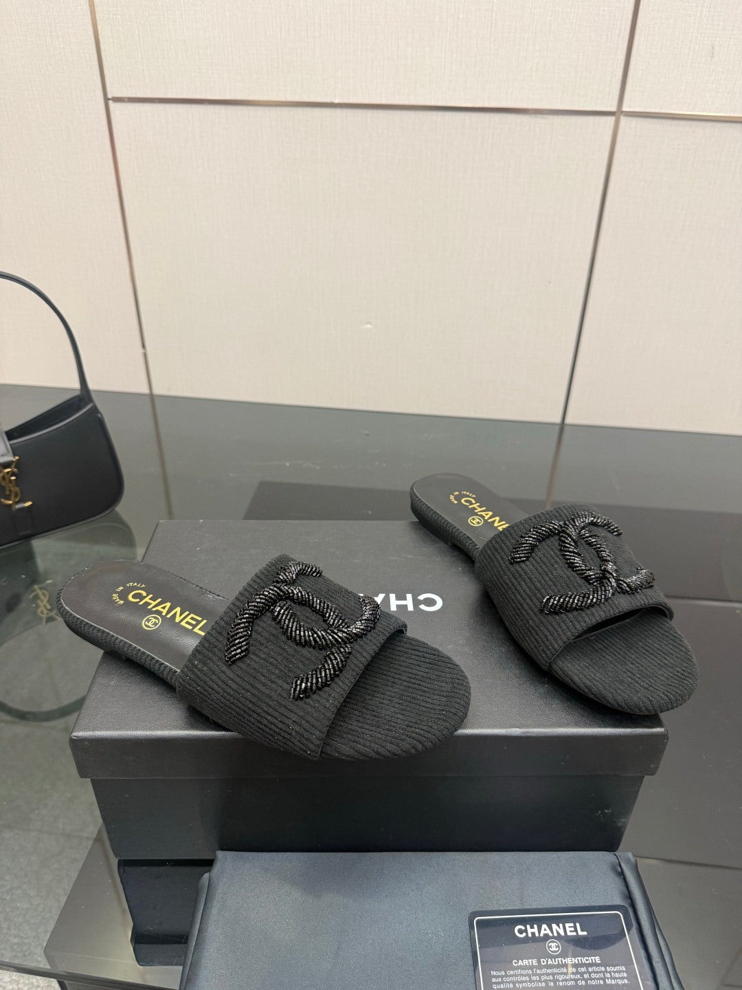 Chanel 2026 Slippers Leather Raffia Large Gold CC Logo 791589
