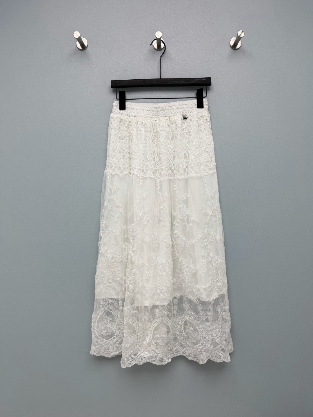 Chanel 2026 Lace Embroidery Midi Skirt Cotton 372978