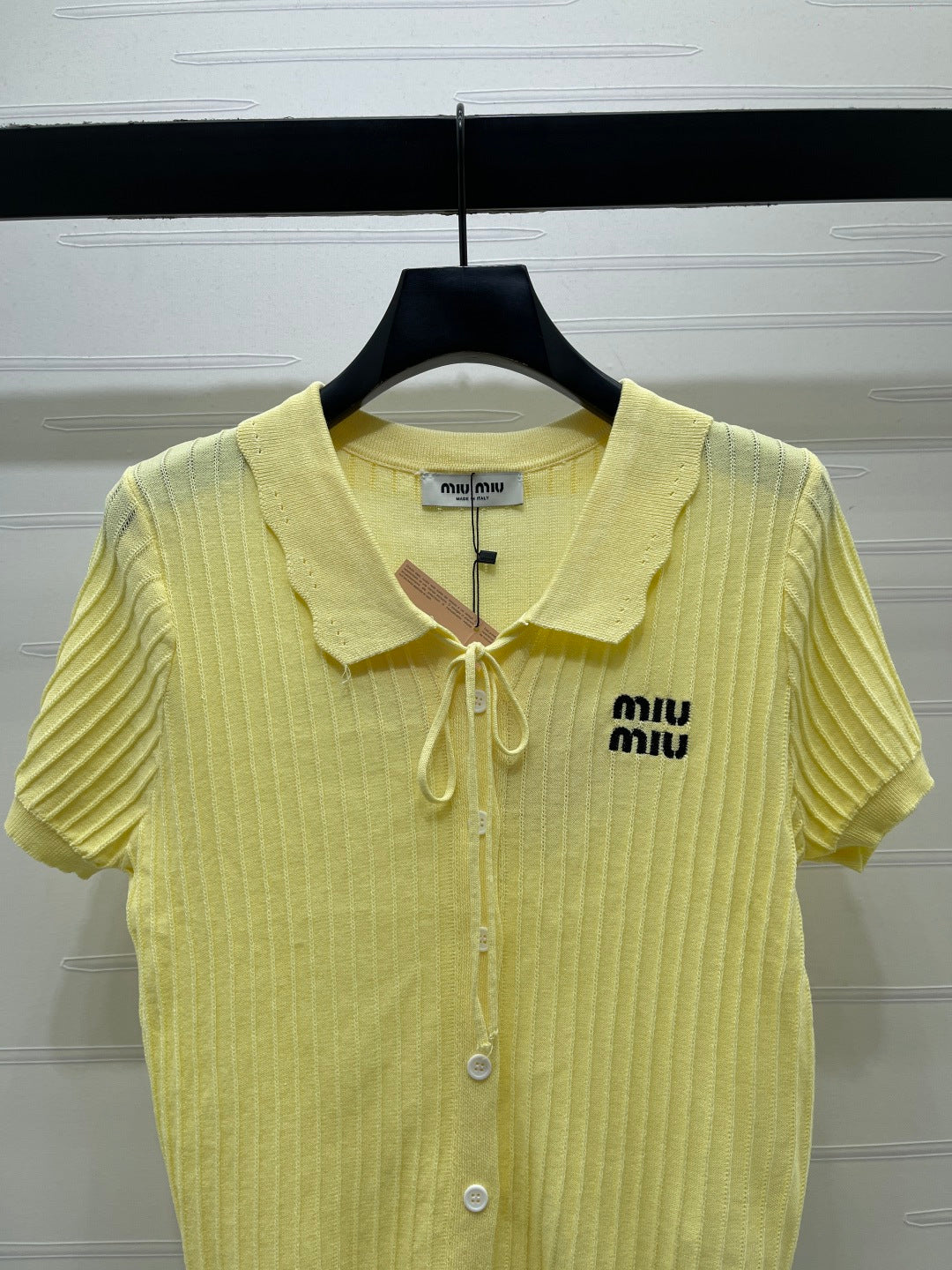 Miumiu 2026 Vertical Ribbed Short-Sleeve Cardigan Tencel 380697