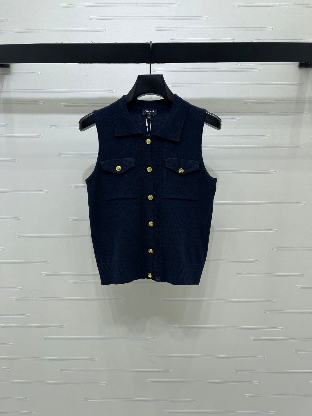 Chanel 2026 Collared Knit Vest Wool 390686