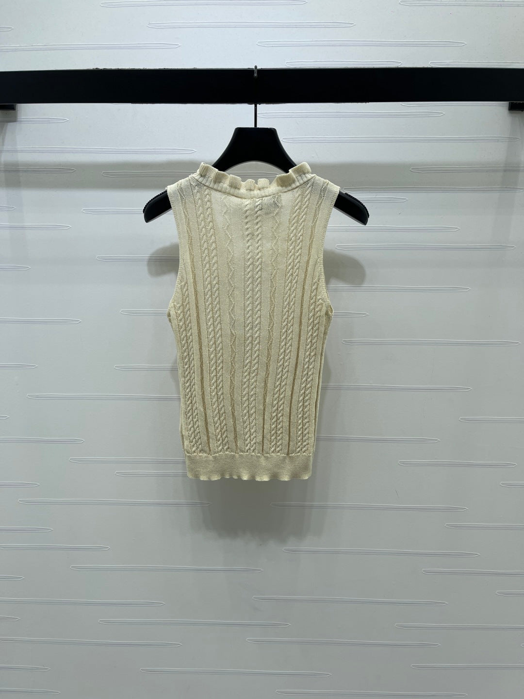 Chanel 2026 Ruffled Knit V-neck Vest Wool 395750