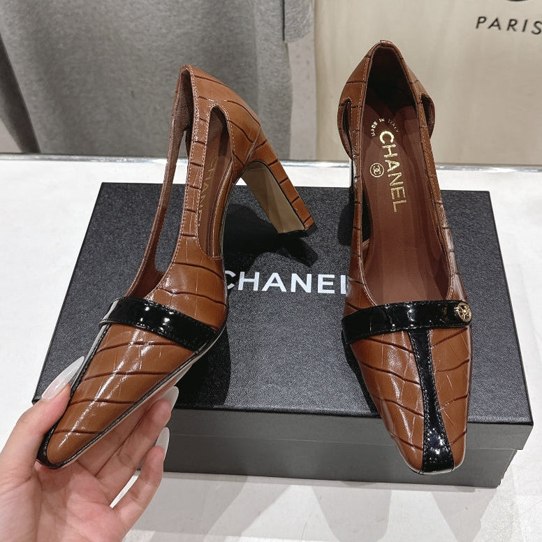 Chanel 2026 Embossed Patent Calfskin 85mm Pumps 896437