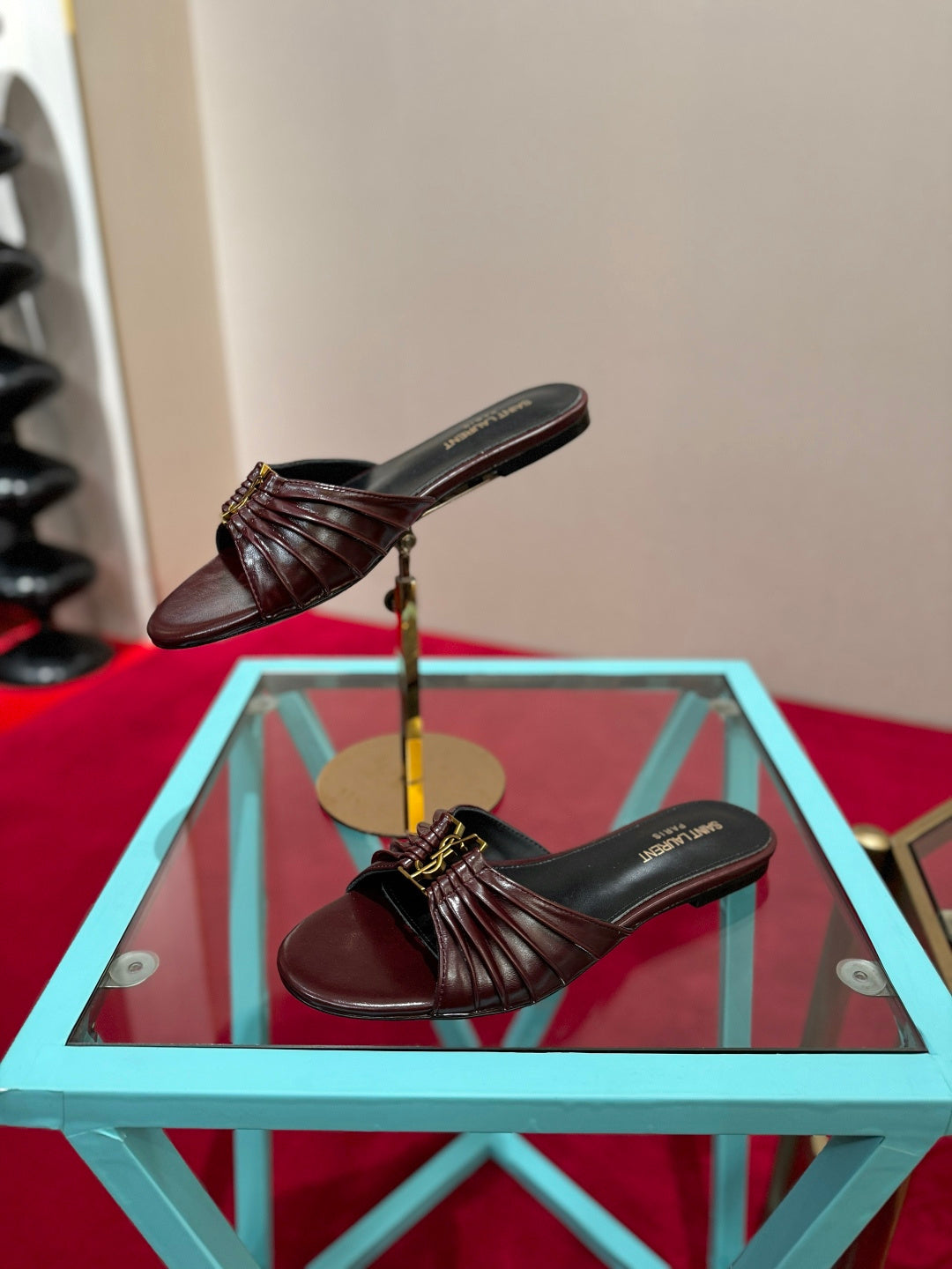YSL 2026 Sandal Smooth Calfskin 925205