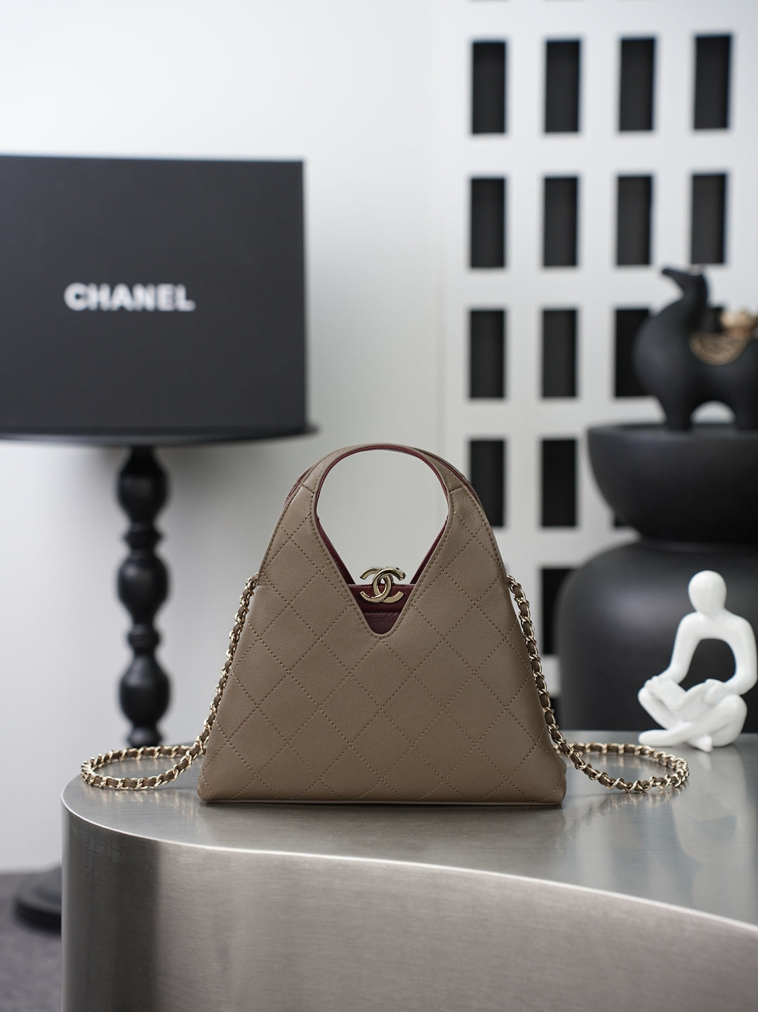 Chanel 2026 Shopping Bag 23cm Calfskin And Gold-tone