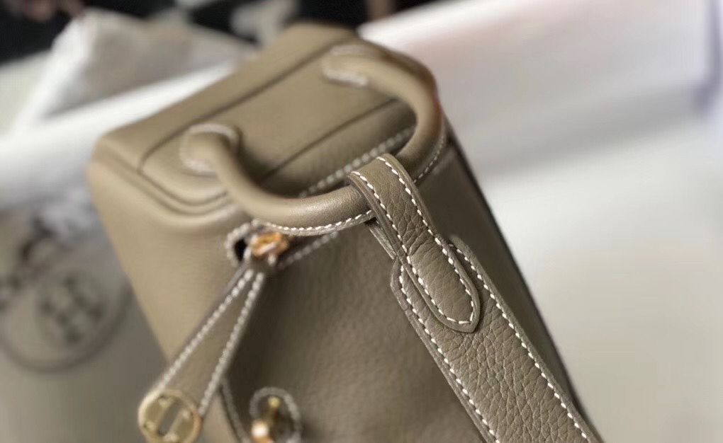 HM Mini Lindy 20cm Taupe Clemence Leather