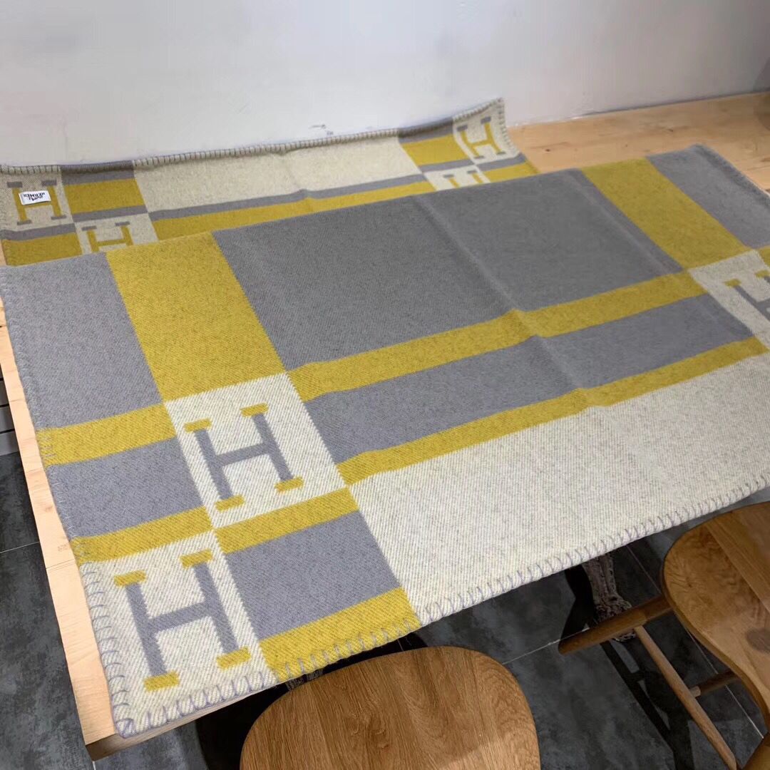 HM Avalon Throw Blanket Jaune Wool Cashmere