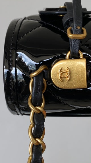 CC 2025 Medium Flap Bag  Black Patent Calfskin