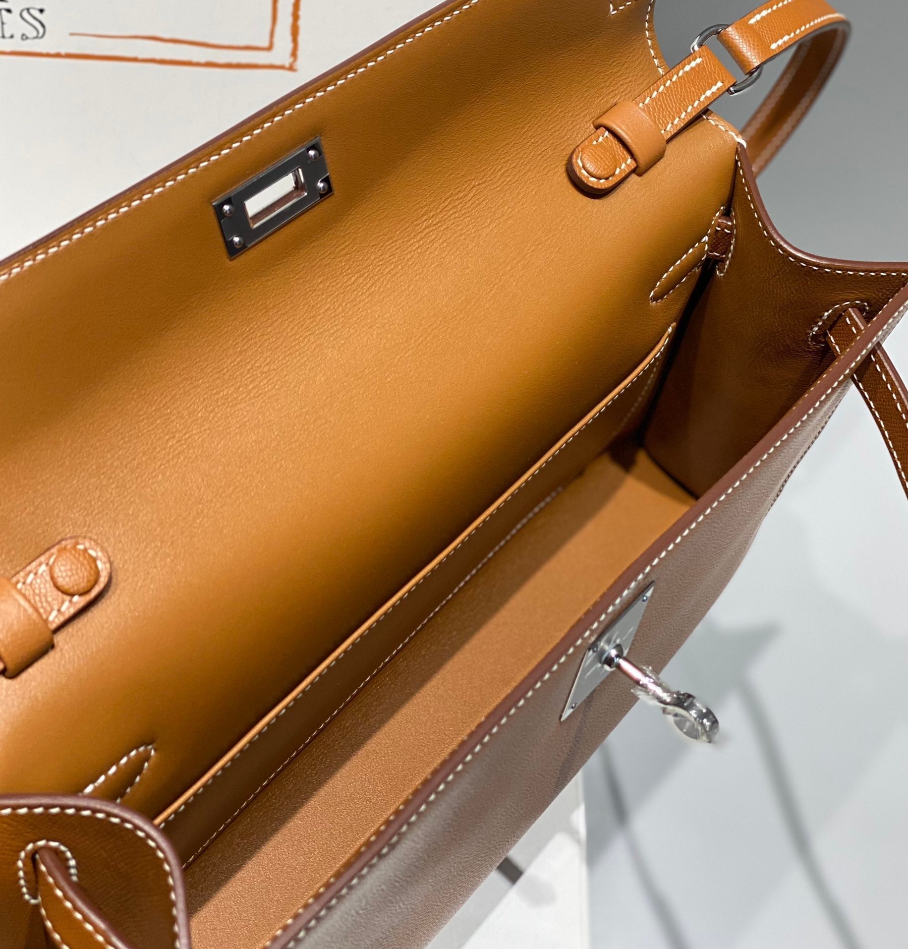 HM Kelly Elan 27cm Leather Shw