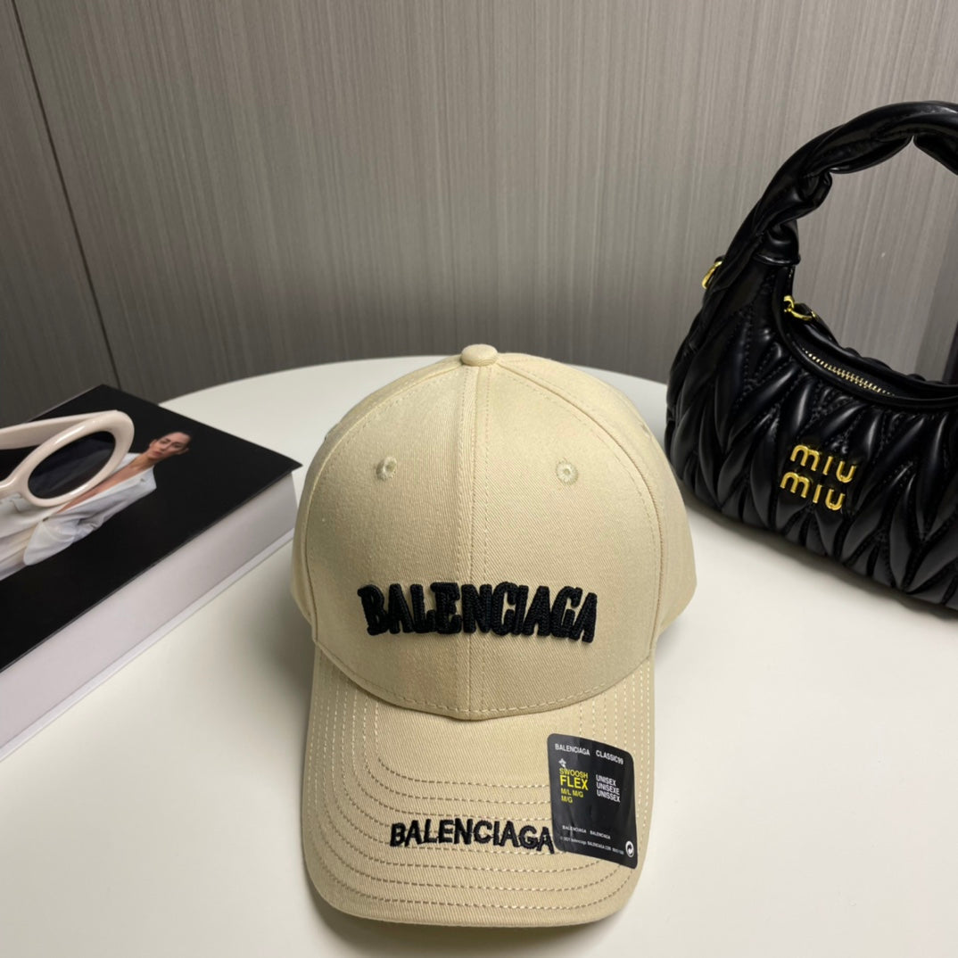 Balenciaga Embroidered Letter Baseball Cap 229244