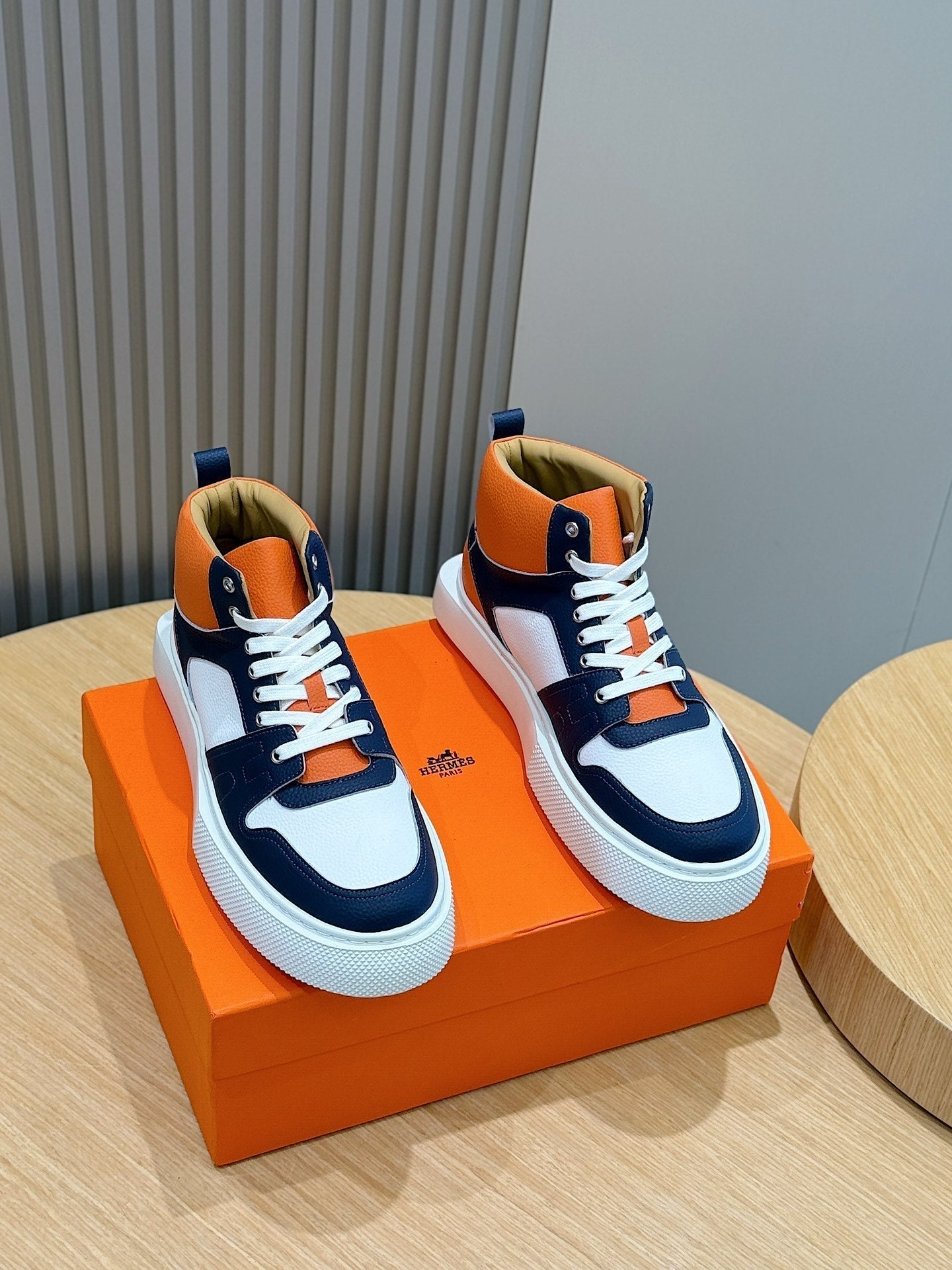 HM Men's Freestyle Sneaker Calfskin 525783